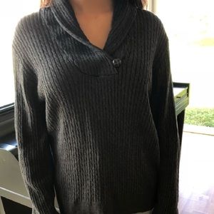 Women’s Gray Collared Sweater